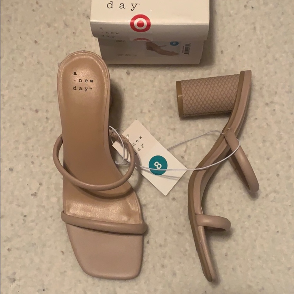 Nude Square Toe Sandals Heels 🔥